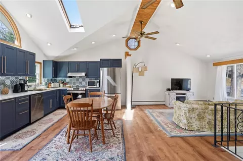 Kitchen - 25 Daniel Dr, Coventry, RI 02816 photo 6 of 6