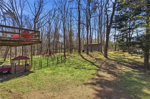 Exterior - 25 Daniel Dr, Coventry, RI 02816 photo 8 of 8