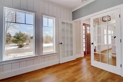 Entry Way - 02 Whitehead Rd, Coventry, RI 02816 photo 1 of 2
