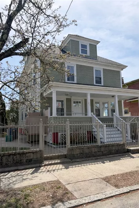 24 Fairfield Ave, Providence, RI 02909
