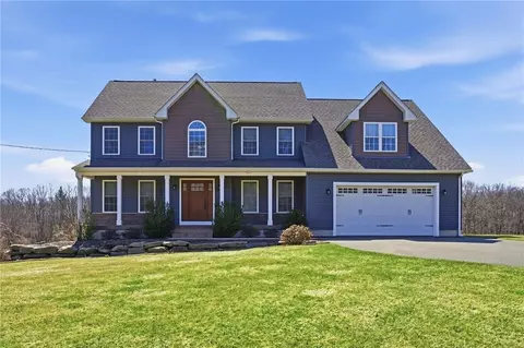 1268 Central Ave, Johnston, RI 02919
