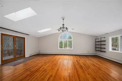 42 Ledge Rd, Coventry, RI 02816 photo 13