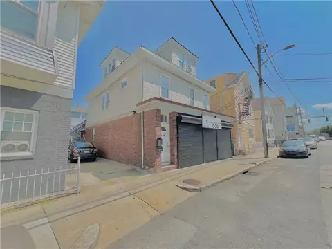 559 Branch Ave, Providence, RI 02904