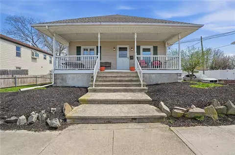 104 Fifth St, East Providence, RI 02914