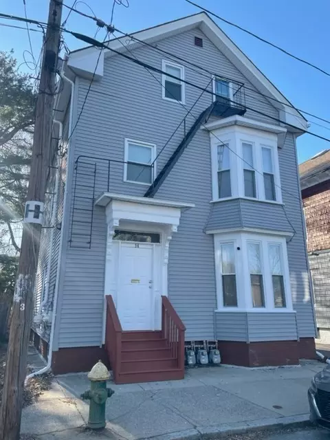 14 Esten St, Providence, RI 02908