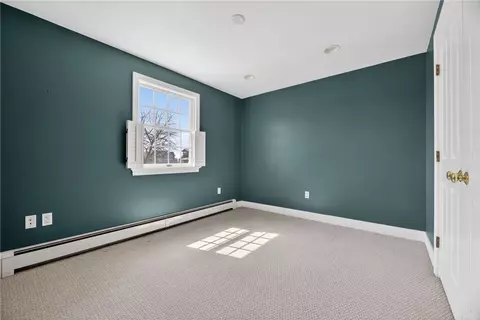 Bedroom - 8 Pasadena Ave, Westerly, RI 02891 photo 5 of 8