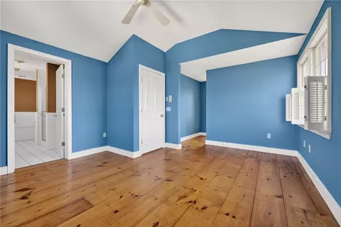 Bedroom - 8 Pasadena Ave, Westerly, RI 02891 photo 1 of 8