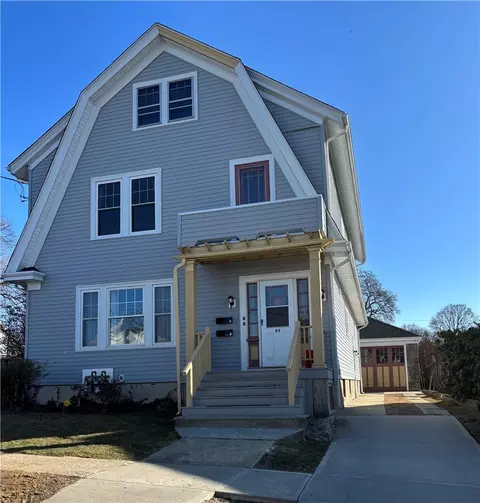 89 Hazelwood Ave, East Providence, RI 02914