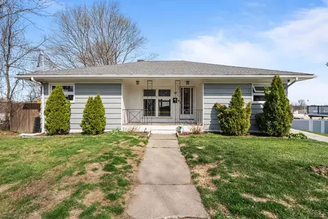 19 S Long St, Johnston, RI 02919