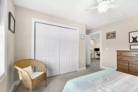 Bedroom - 16 Bailey Brook Ct, Middletown, RI 02842 photo 11 of 12