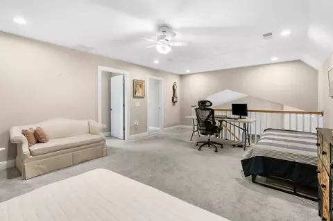 Bedroom - 16 Bailey Brook Ct, Middletown, RI 02842 photo 6 of 12
