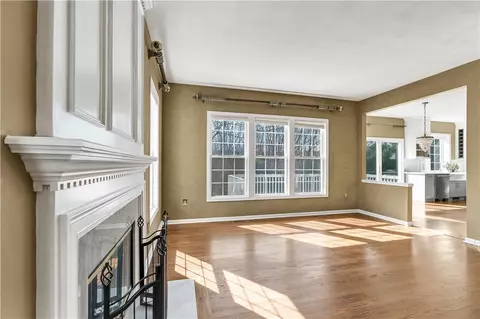 105 Castle Rocks Rd, Warwick, RI 02886 photo 12