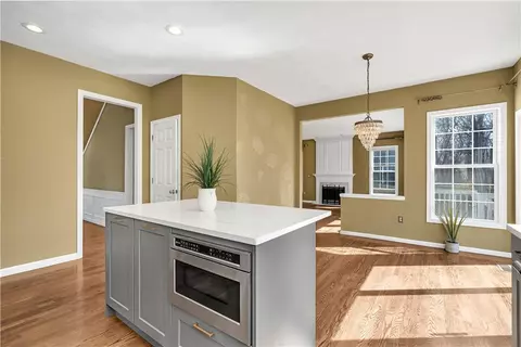 105 Castle Rocks Rd, Warwick, RI 02886 photo 9