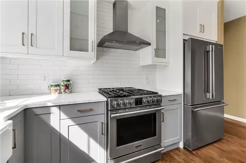 105 Castle Rocks Rd, Warwick, RI 02886 photo 8