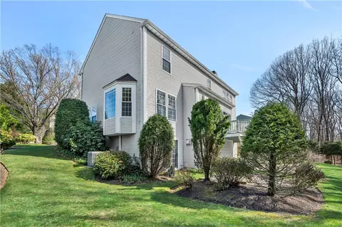 105 Castle Rocks Rd, Warwick, RI 02886 photo 40