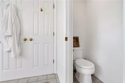 105 Castle Rocks Rd, Warwick, RI 02886 photo 23