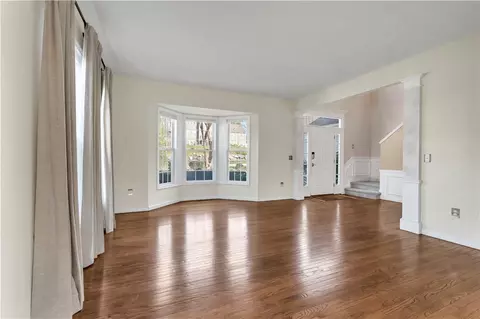 105 Castle Rocks Rd, Warwick, RI 02886 photo 32