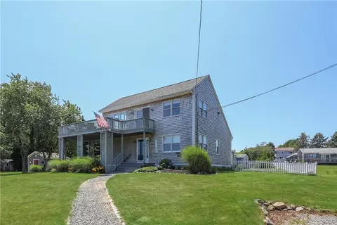 35 Wild Cherry Dr, Little Compton, RI 02837