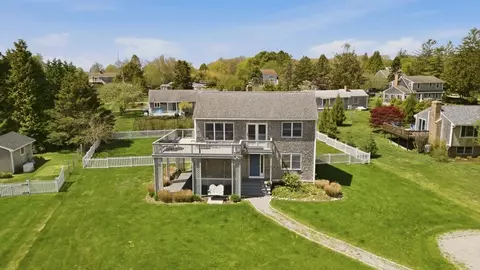 35 Wild Cherry Dr, Little Compton, RI 02837