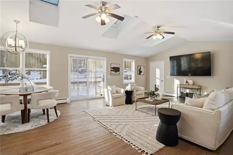 Living - 155 Beechwood Trl, Exeter, RI 02822 photo 3 of 9