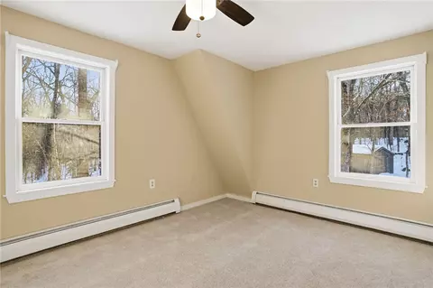 Bedroom - 155 Beechwood Trl, Exeter, RI 02822 photo 7 of 9