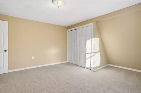 Bedroom - 155 Beechwood Trl, Exeter, RI 02822 photo 9 of 9