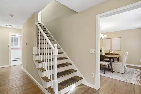 Entry Way - 155 Beechwood Trl, Exeter, RI 02822 photo 2 of 2