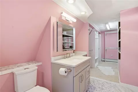 Bath - 155 Beechwood Trl, Exeter, RI 02822 photo 4 of 5