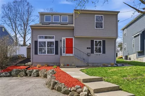 76 Myra St, Providence, RI 02909