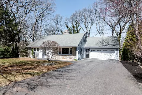 Exterior - 41 Bruce Ln, Warwick, RI 02886 photo 9 of 9
