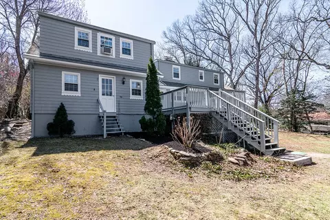 Exterior - 41 Bruce Ln, Warwick, RI 02886 photo 4 of 9