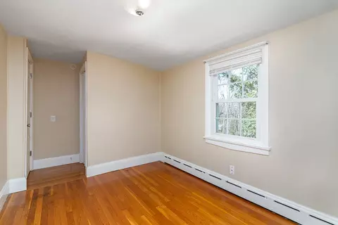 Bedroom - 41 Bruce Ln, Warwick, RI 02886 photo 5 of 6