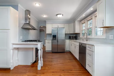 Kitchen - 41 Bruce Ln, Warwick, RI 02886 photo 2 of 3