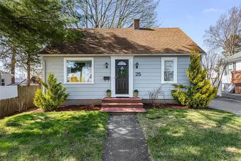 25 Harrison St, Cumberland, RI 02864