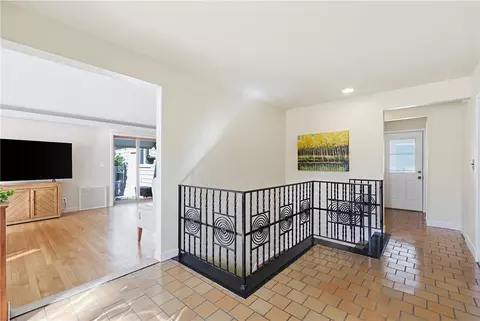 11 Katherine Rd, Woonsocket, RI 02895 photo 13