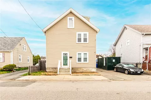 123 Francis Ave, Pawtucket, RI 02860