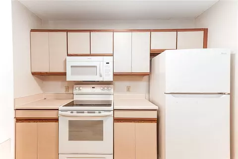 Kitchen - 9 Apache Dr #D, Westerly, RI 02891 photo 1 of 4