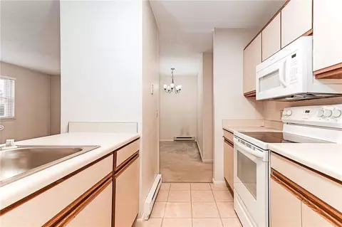 Kitchen - 9 Apache Dr #D, Westerly, RI 02891 photo 4 of 4