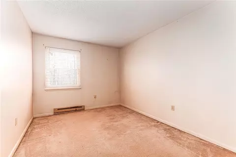 Bedroom - 9 Apache Dr #D, Westerly, RI 02891 photo 3 of 4