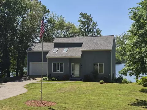2484 Hartford Ave, Johnston, RI 02919