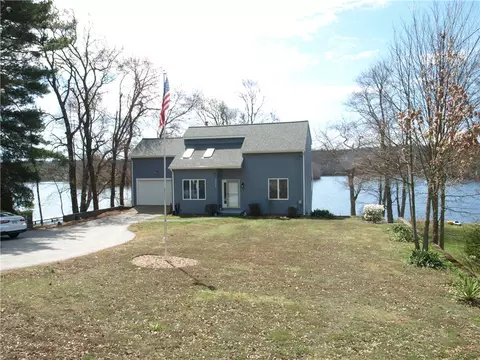 2484 Hartford Ave, Johnston, RI 02919