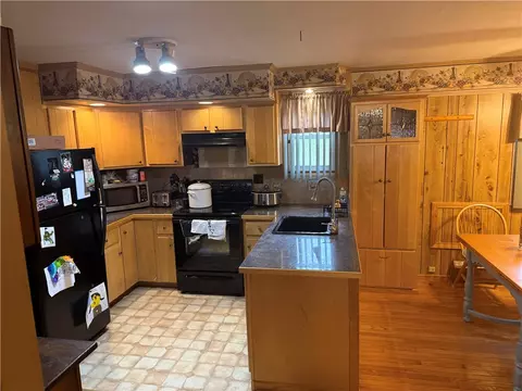 Kitchen - 66 Cooper Hill Rd, Mapleville, RI 02839 photo 1 of 1
