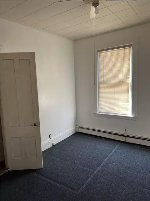 Bedroom - 635 Park Ave, Woonsocket, RI 02895 photo 4 of 5