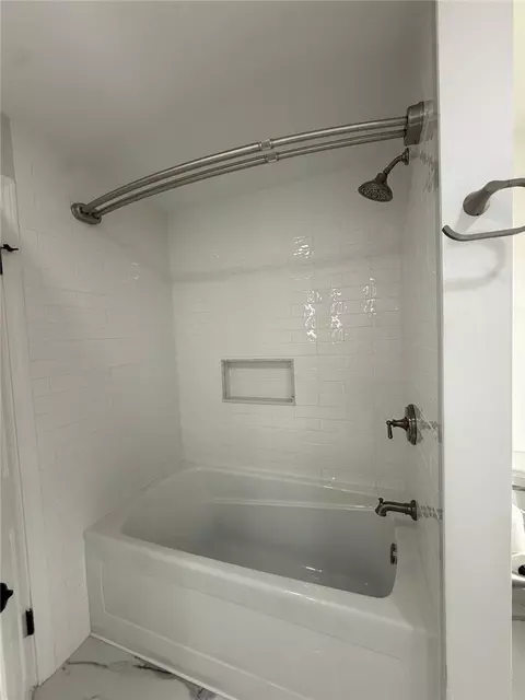 Bath - 301 Liberty Rd, Exeter, RI 02822 photo 5 of 5