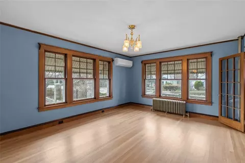 Living - 177 High St, Westerly, RI 02891 photo 2 of 4