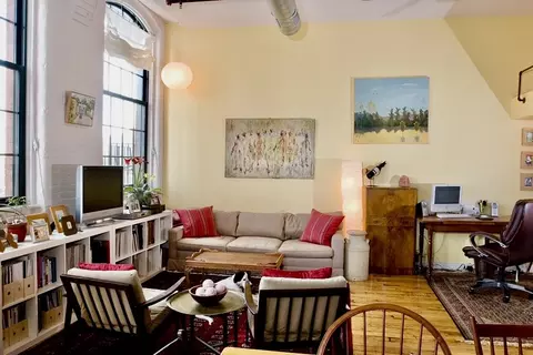 28 Bayley St #406, Pawtucket, RI 02860