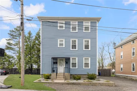 108 Bishop St, Pawtucket, RI 02860