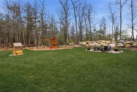 Exterior - 380 Ledge Rd, Coventry, RI 02816 photo 13 of 13