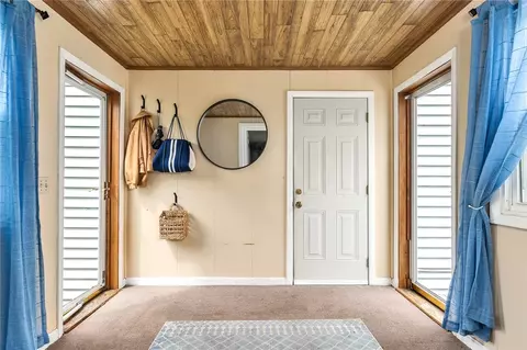 Entry Way - 104 Larkin Ave, Warwick, RI 02886 photo 2 of 3