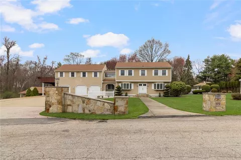 Other - 99 Blackstone Ave, Warwick, RI 02889 photo 1 of 11